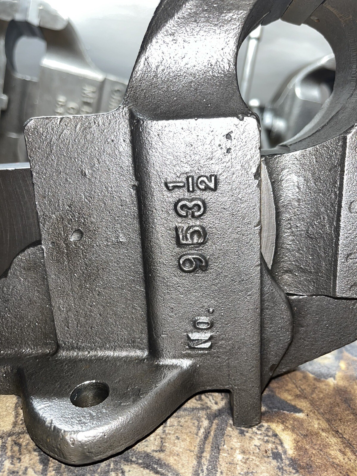 Vintage Chas. Parker No. 953-1/2 Bench Vise Good Condition