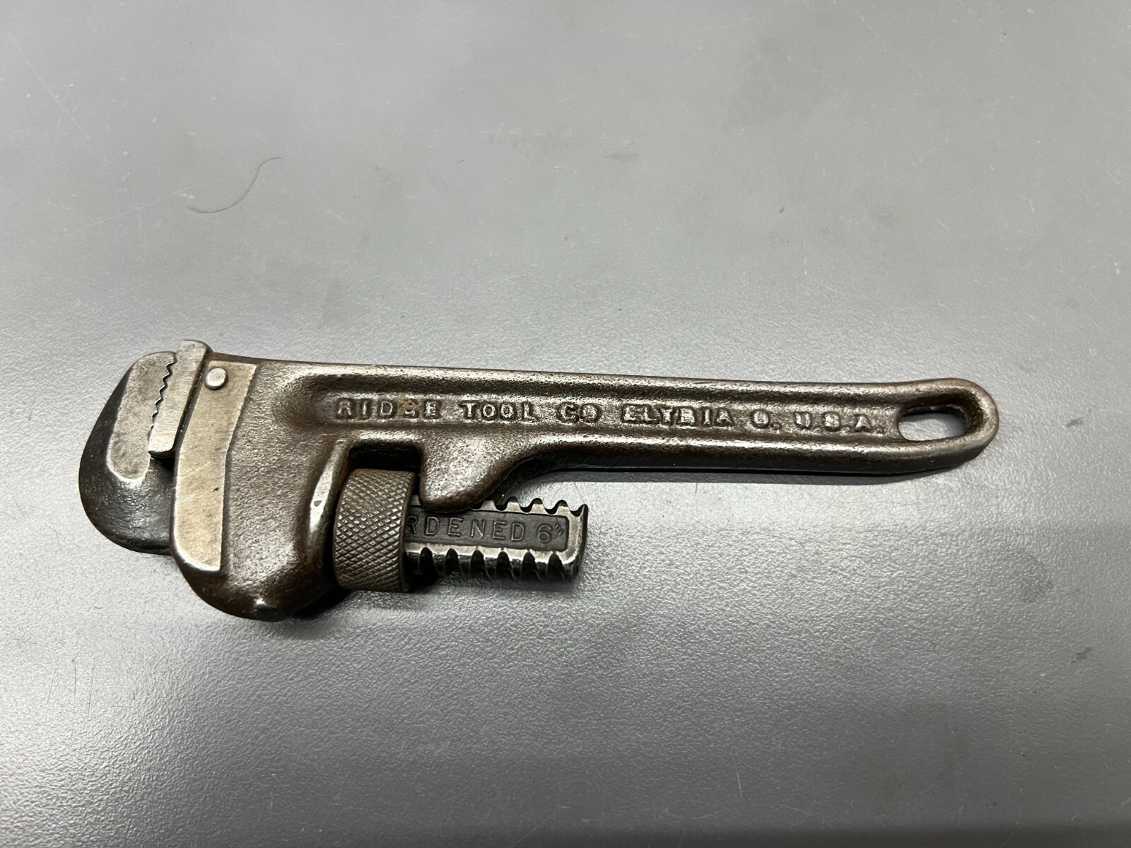 (T) VINTAGE RIDGID RIDGE TOOL CO. 6″ HARDENED PIPE WRENCH – ELYRIA, OH USA – VGC