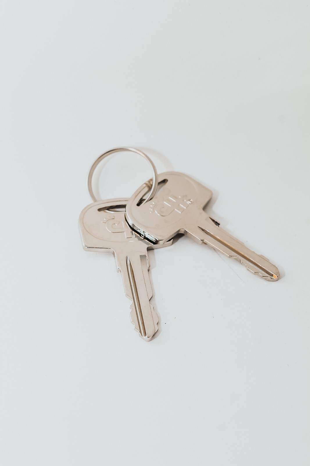 Cole Hersee 83451-704-BX Ringed Key