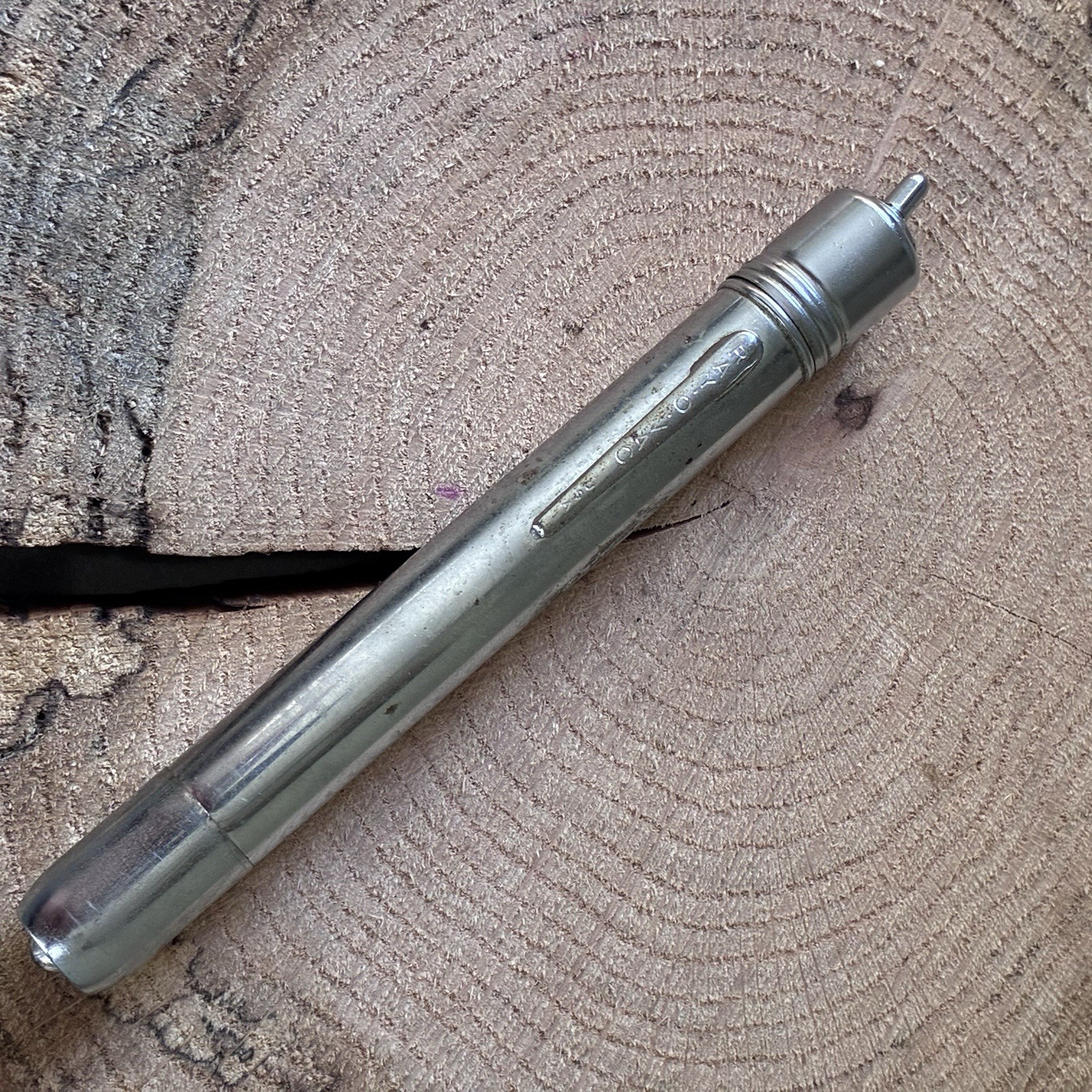 Ray O Vac Penlight-Toggle Switch-Pocket Clip-Uses 2 AA Batteries-Works Great!