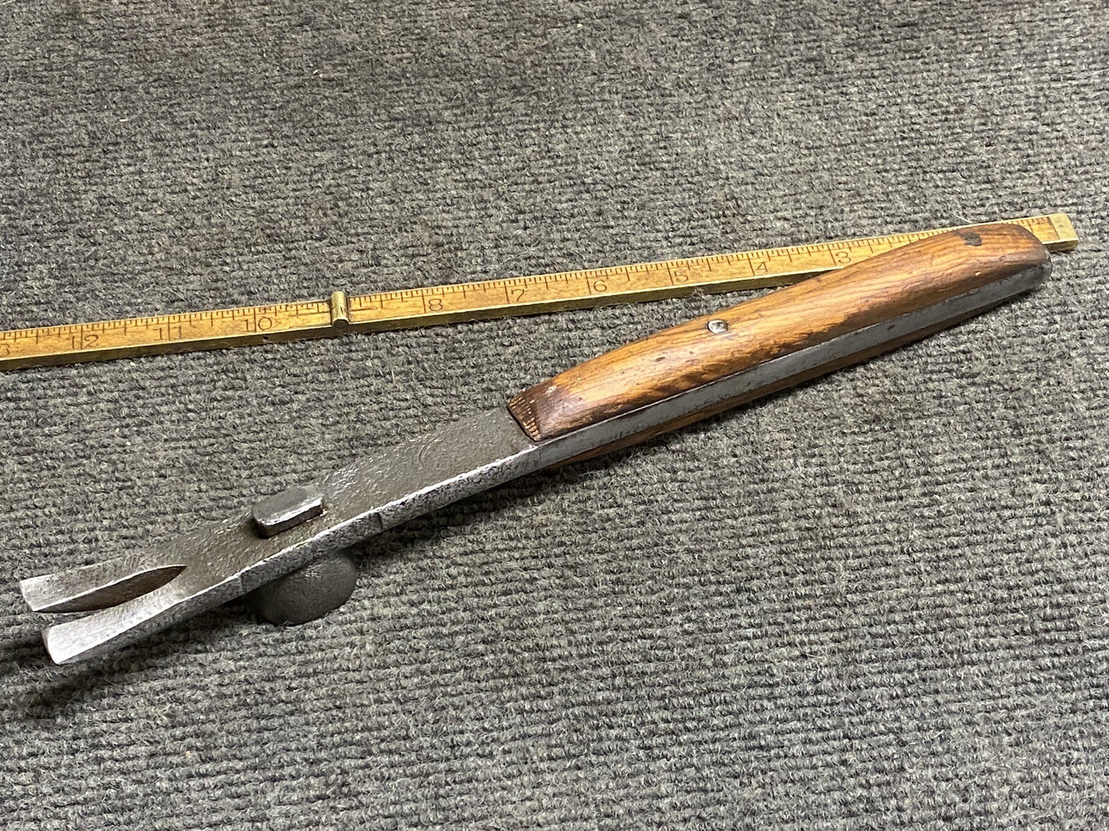 Vintage Bridgeport Hardware Crate Tool Multifunction Perfect Handle USA