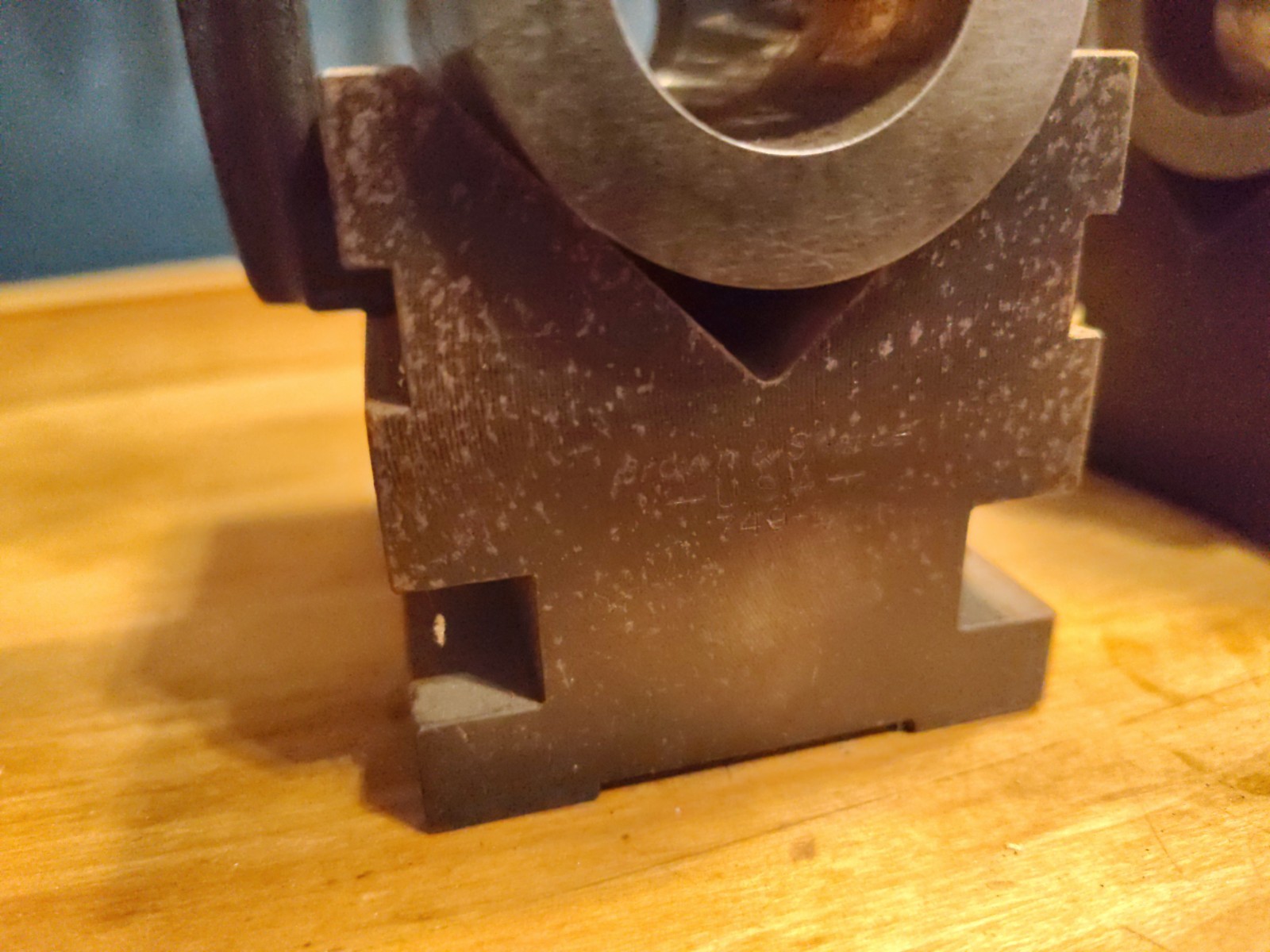 (2) Vintage Brown & Sharpe No. 749-1 V-Blocks w/Clamps Machinist Tools USA