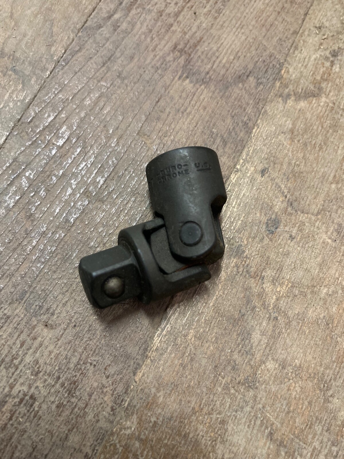 NOS Duro-Chrome 3/8″ WWII-Era Universal Joint / Swivel Socket Adapter (4497)