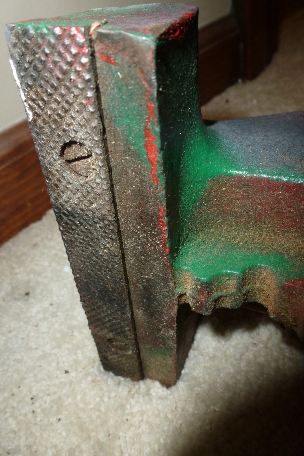 Columbian Vintage Bench Vise D45-M4 Swivel Base 5″ Jaws Anvil Red USA D-45
