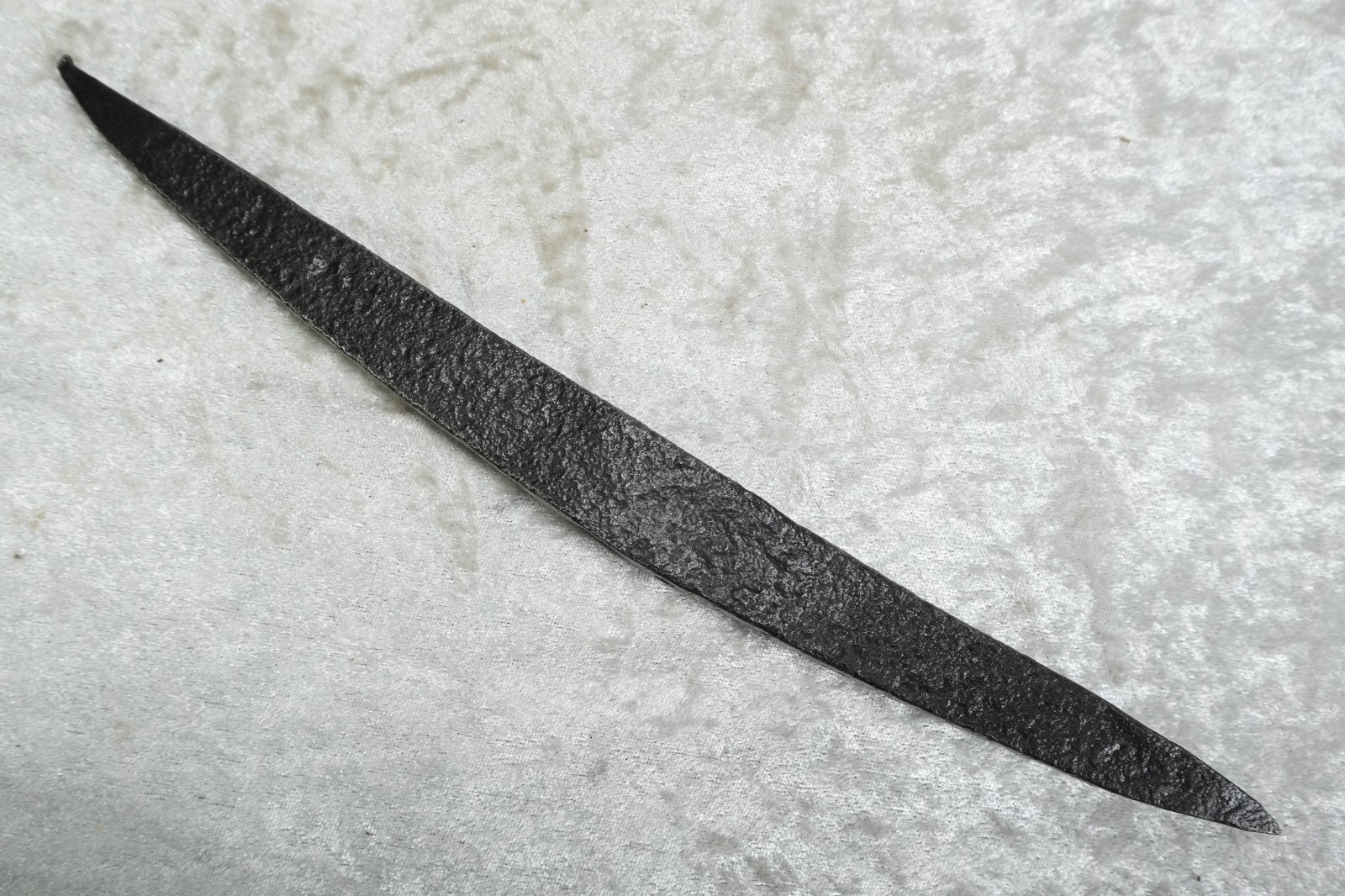 Antique Cast Iron Coal Miner’s Pick Axe Head 12″ Long 1.1 Lbs