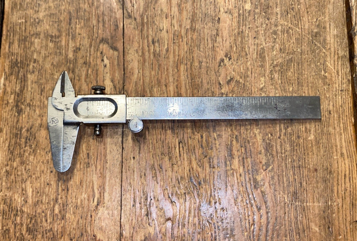 VINTAGE 5 “ POCKET VERNIER MEASURING CALIPER IMPERIAL SCALE ENGINEERS OLD TOOLS