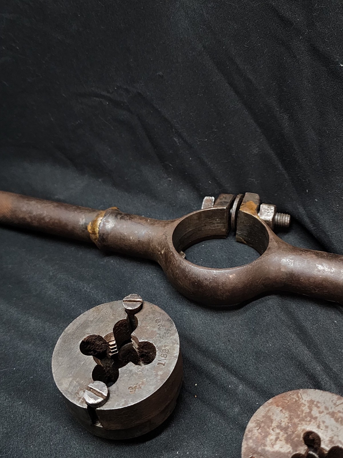VTG Wells Bros Co Greenfield 22″ Giant Die Wrench Threading Set