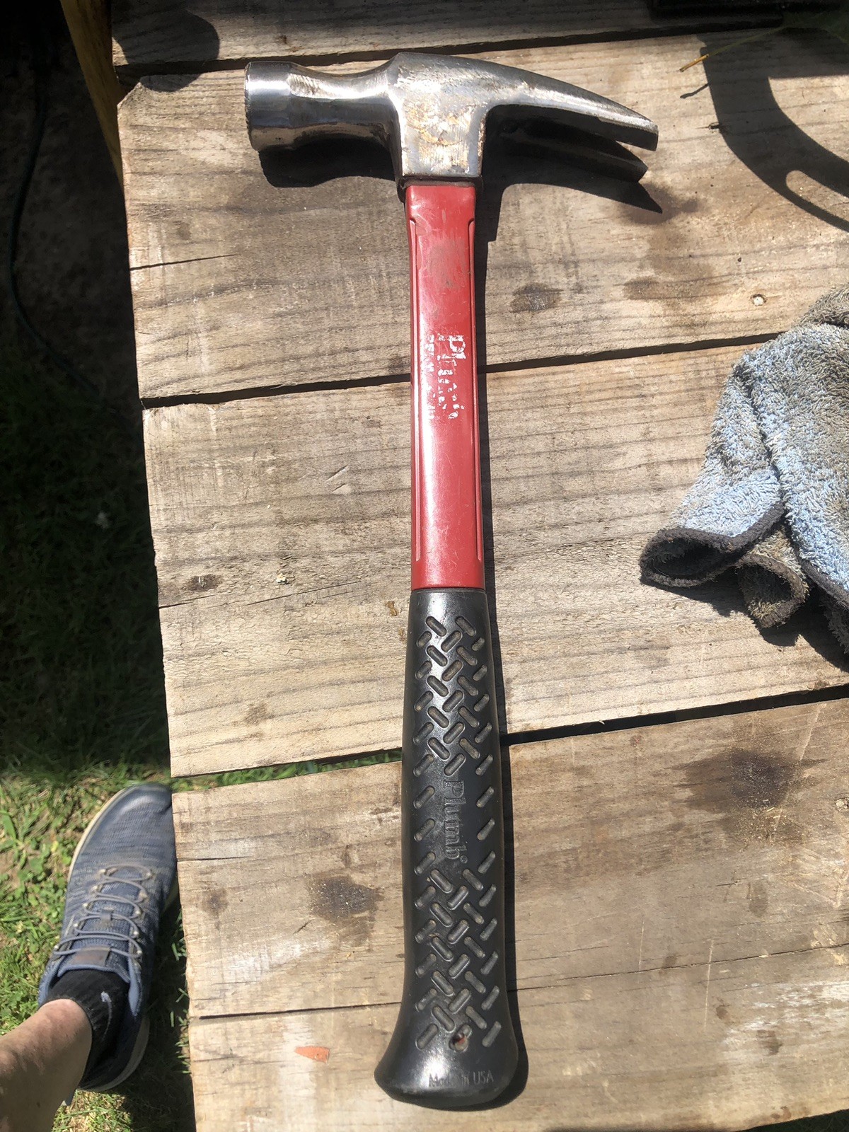 Vtg Plumb 22oz Straight Claw Hammer w/Fiberglass Handle Made In USA
