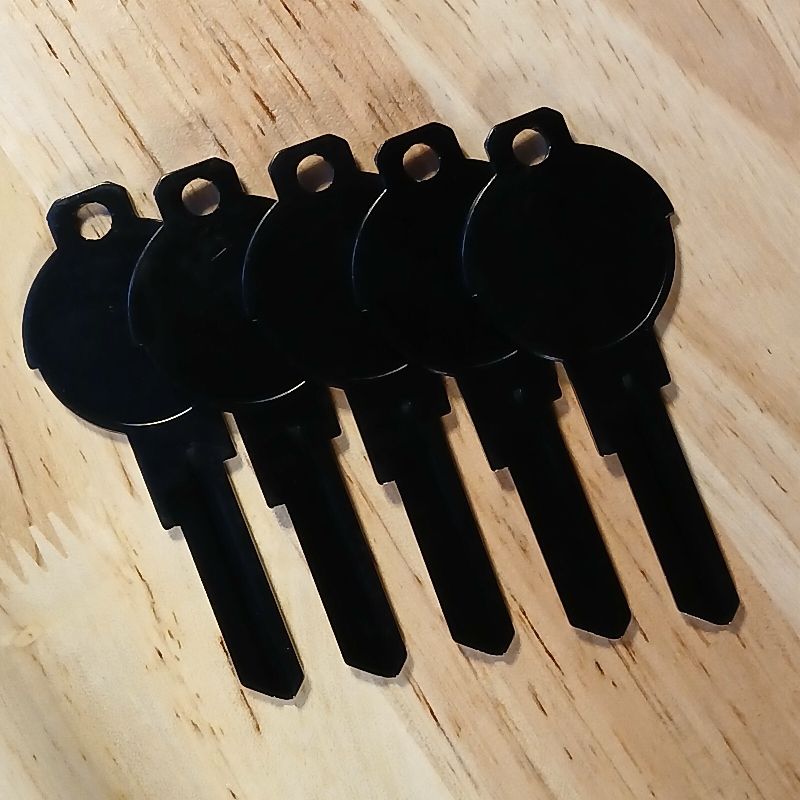 5 Pcs. Black Titanium Round Flat Surface House Keys Compatible with KW1