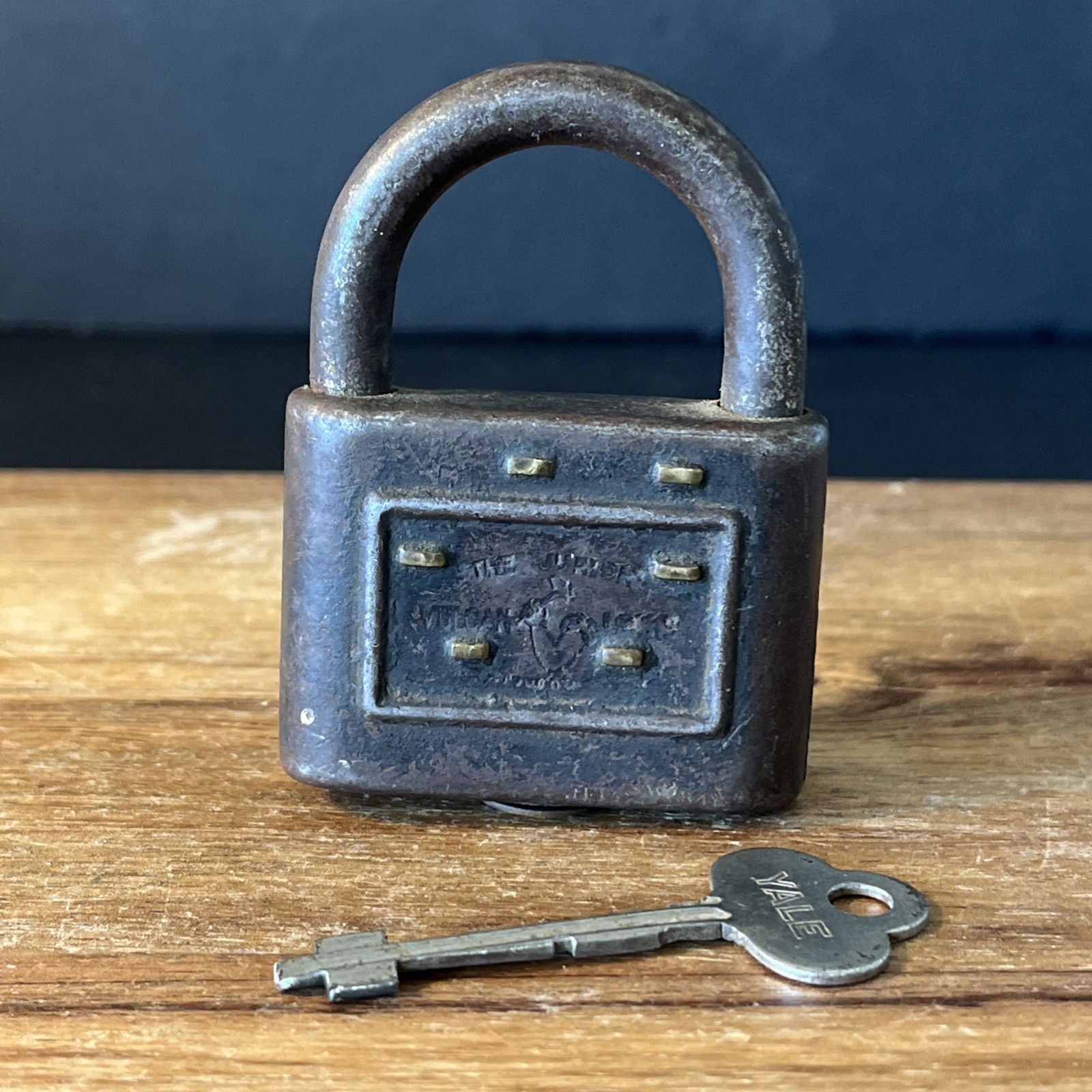 Yale & Towne mfg The Junior Vulcan pad lock With KEY WORKS