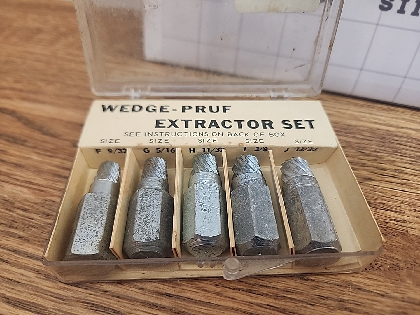 VintageCAL-VAN Wedge-Pruf Extractor Set #440 – For bolt Sizes 9/16″-13/16