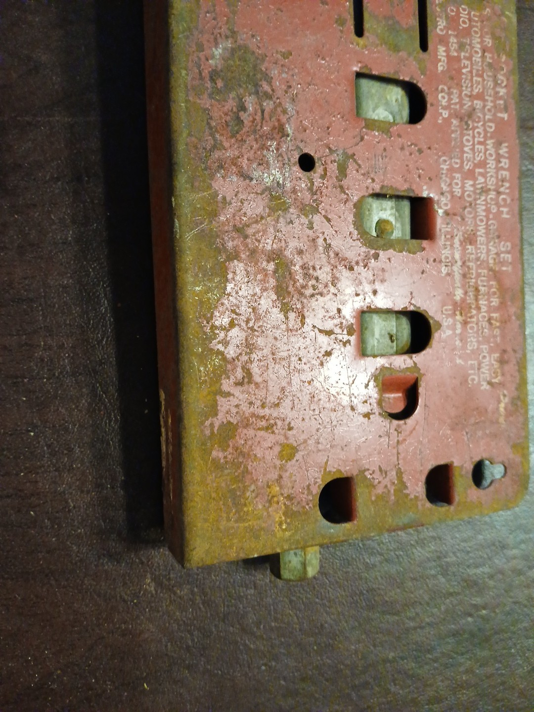 Really Cool Collectors Vintage Red Indestro Socket Set
