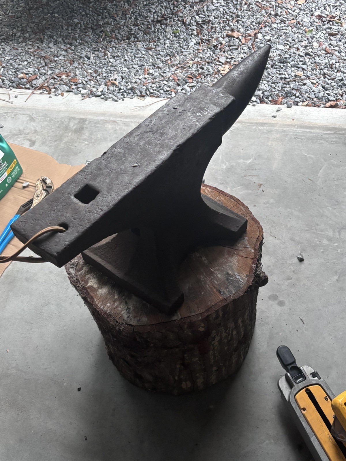 Swedish Soderfors “Paragon” Blacksmith’s Anvil – stamped 196lbs
