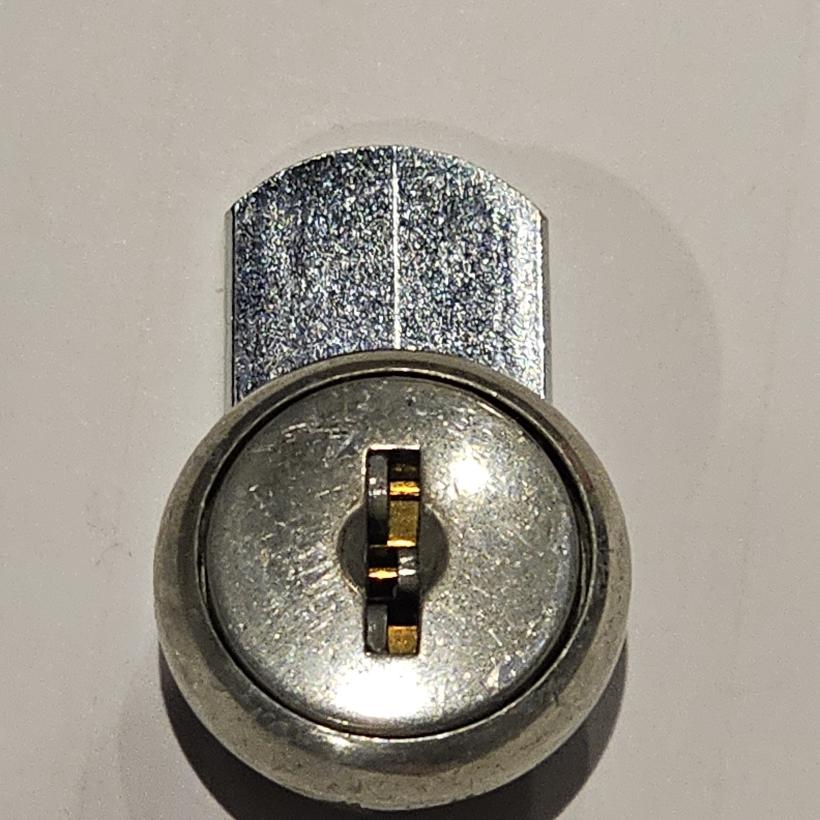 Drawer/Cabinet Cam Lock w/2 Keys, Quarter Turn, No Retaining Clips