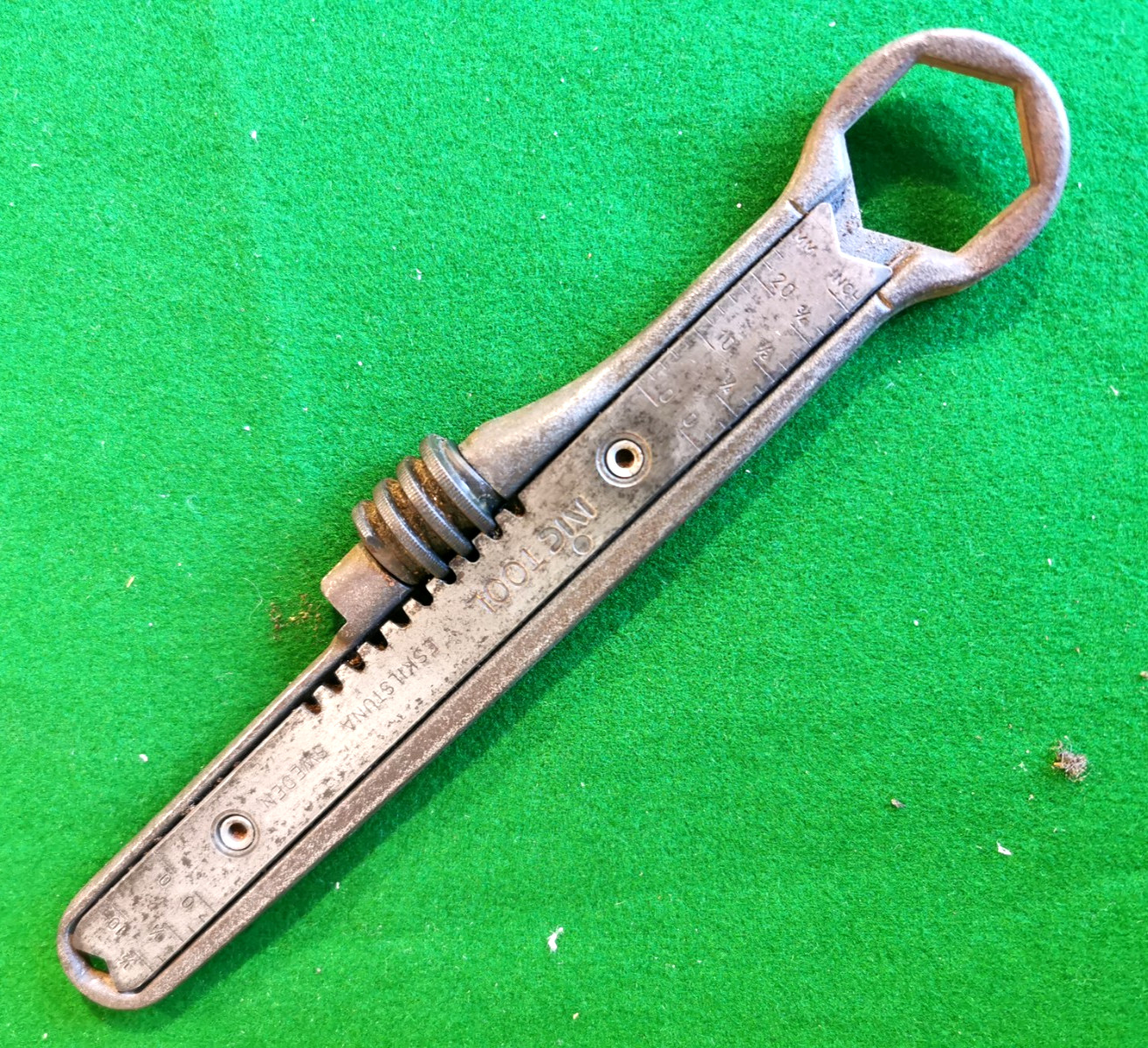 Unusual NIC Tool Co Sweden adjustable spanner / wrench 8″