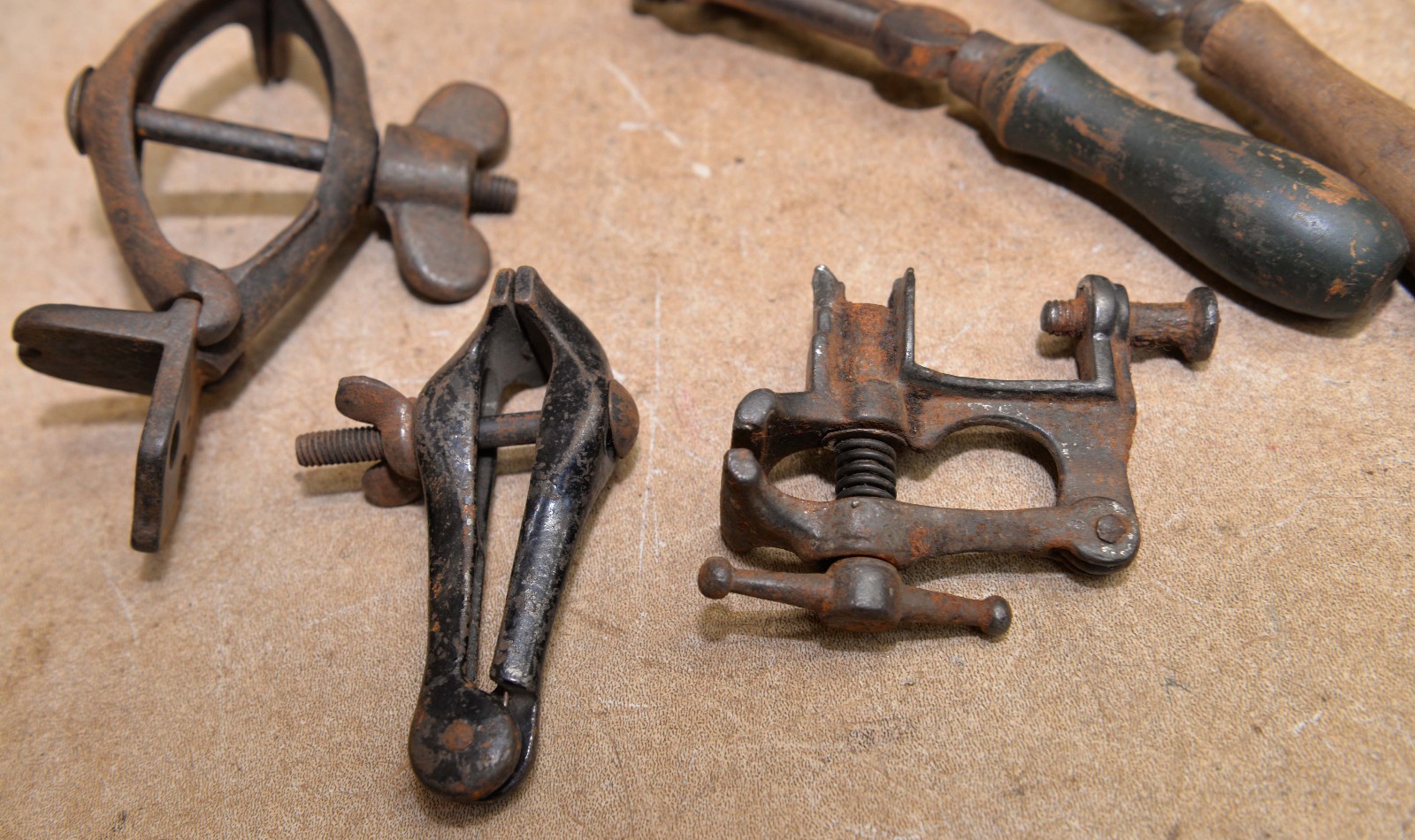 5 antique jewelers vise collectible machinist mini tool hand & bench vintage lot
