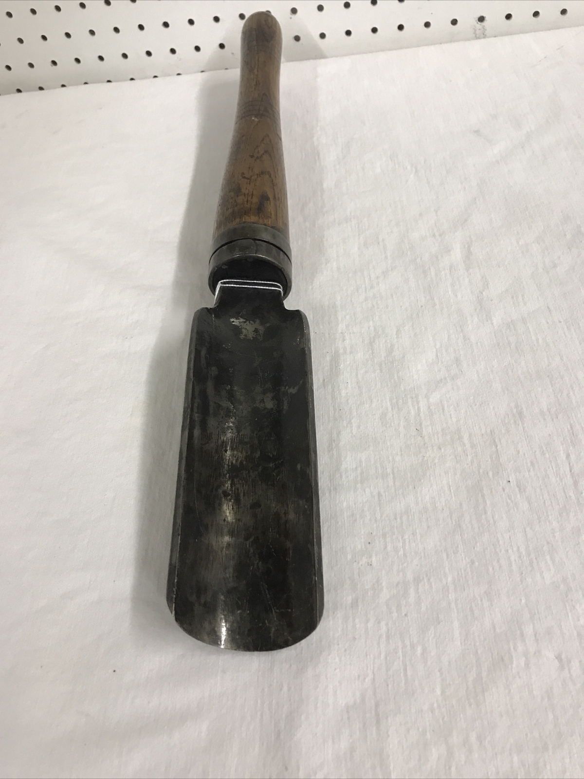 vintage 2-3/4″ gouge chisel.  blade 7.5″ overall 21″ Original handle. No pitting