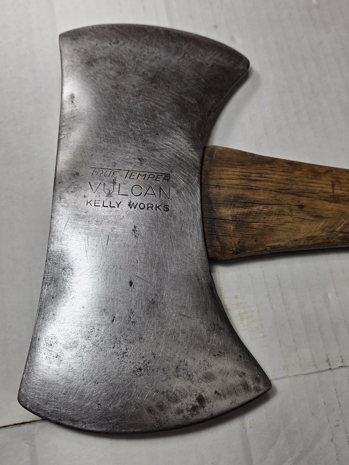 True Temper Vulcan kelly works 4 lb. double bit axe