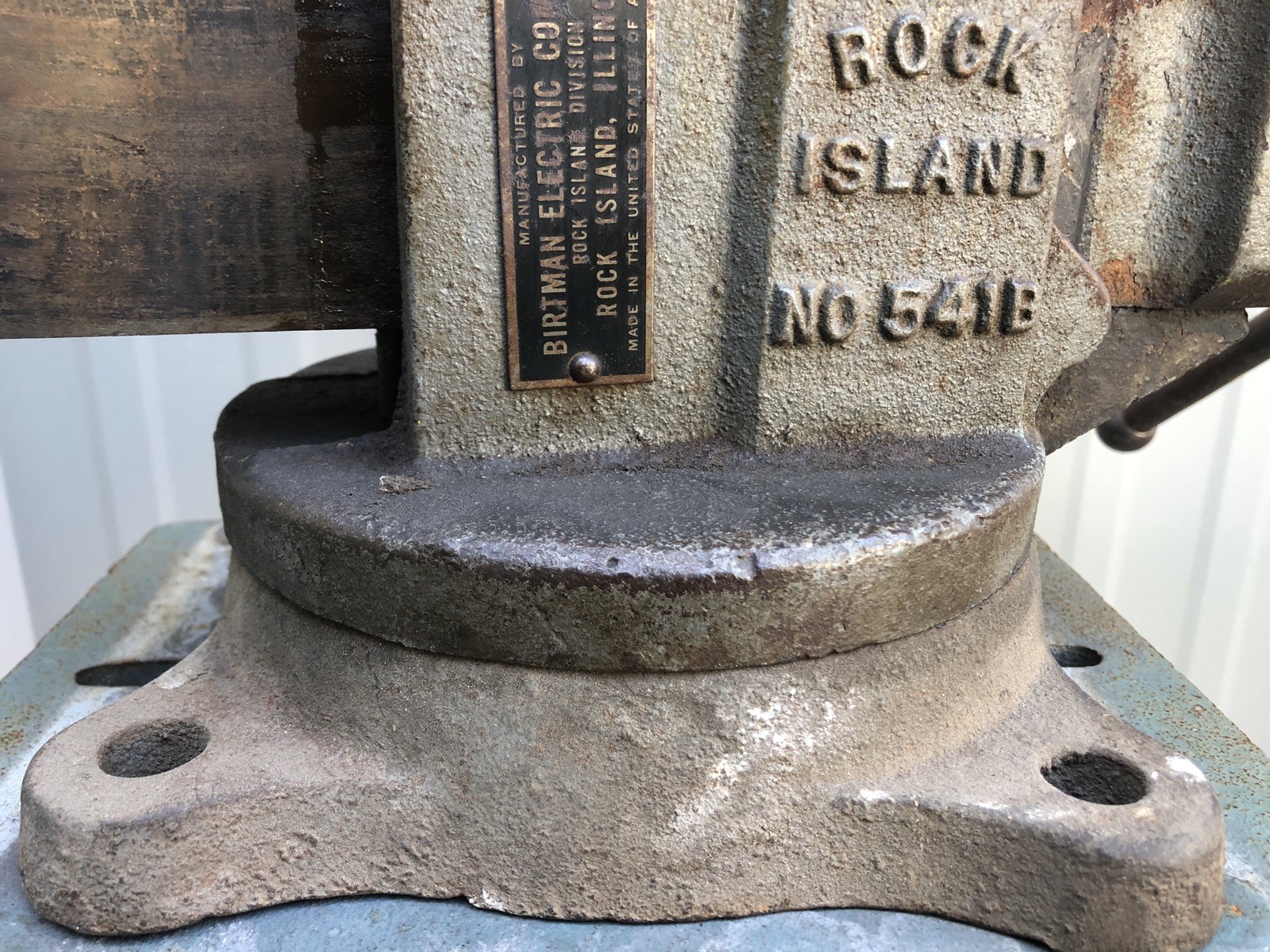 VTG Rock Island No. 541B Swivel Bench Vise 3-1/2″ Wide Jaws USA VGC