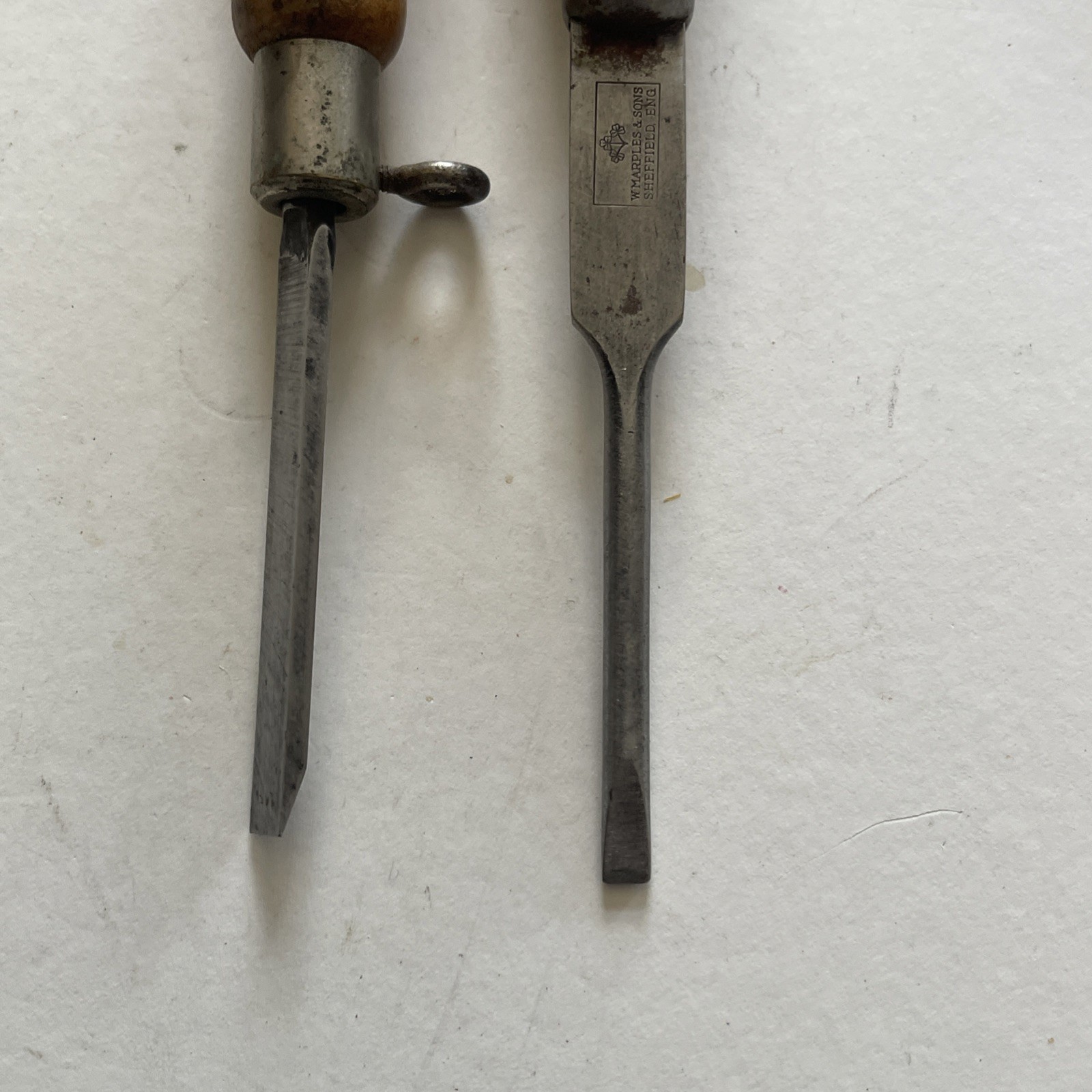 Vintage 16 Early Wood Handled Screwdrivers Stanley And Moore & wright Stamped