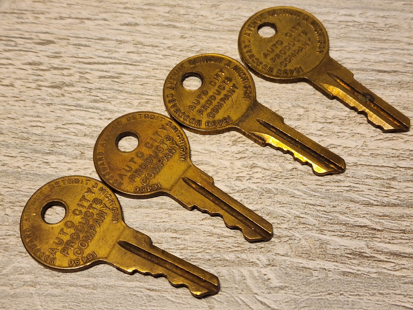 Vintage Keys – Auto City Products Company – set of 4 – Supplies – Mixed Media