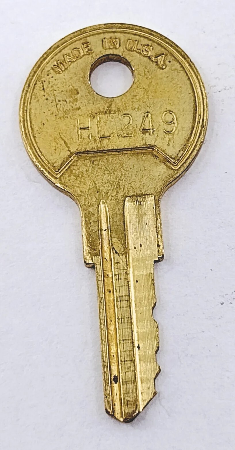 Vintage Key HUDSON Marked “HL249″ Appx 1.75” Padlocks Cabinet CHOOSE QUANTITY