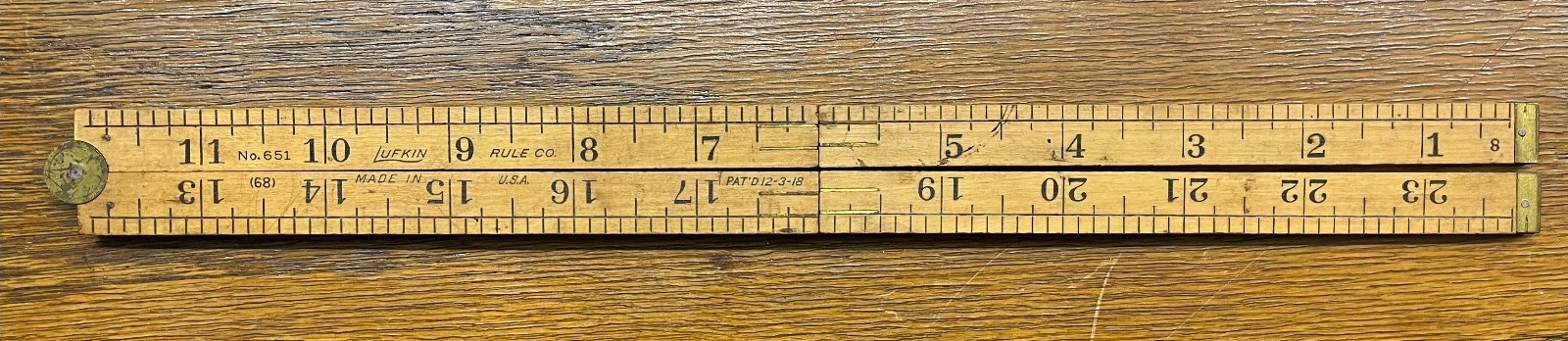 NO. 651 LUFKIN FOLDING 24″ RULER WARRANTED BOXWOOD WITH BRASS
