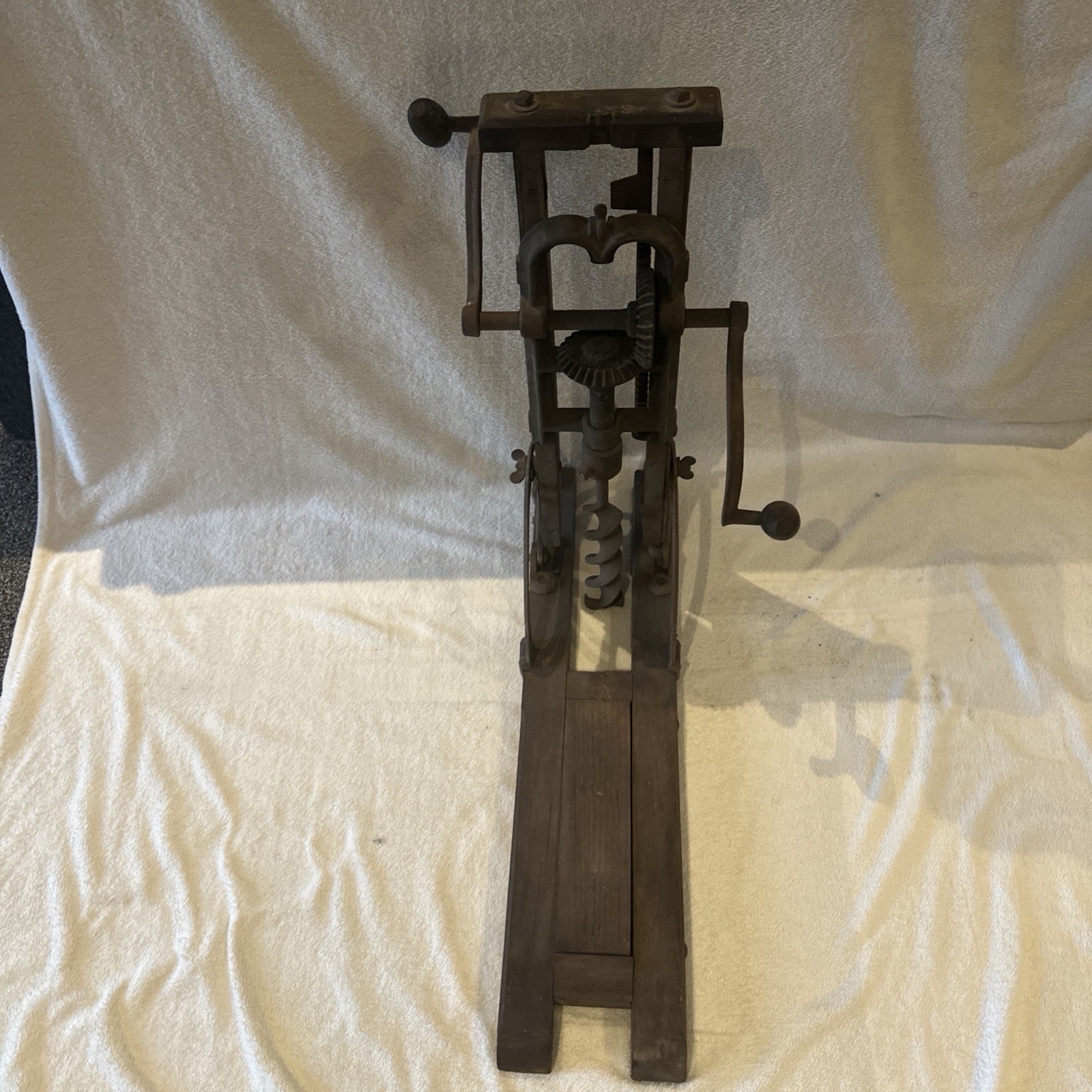 Antique Vintage Foldable James Swan Co Boring Machine-Barn Beam Drill – See Desc