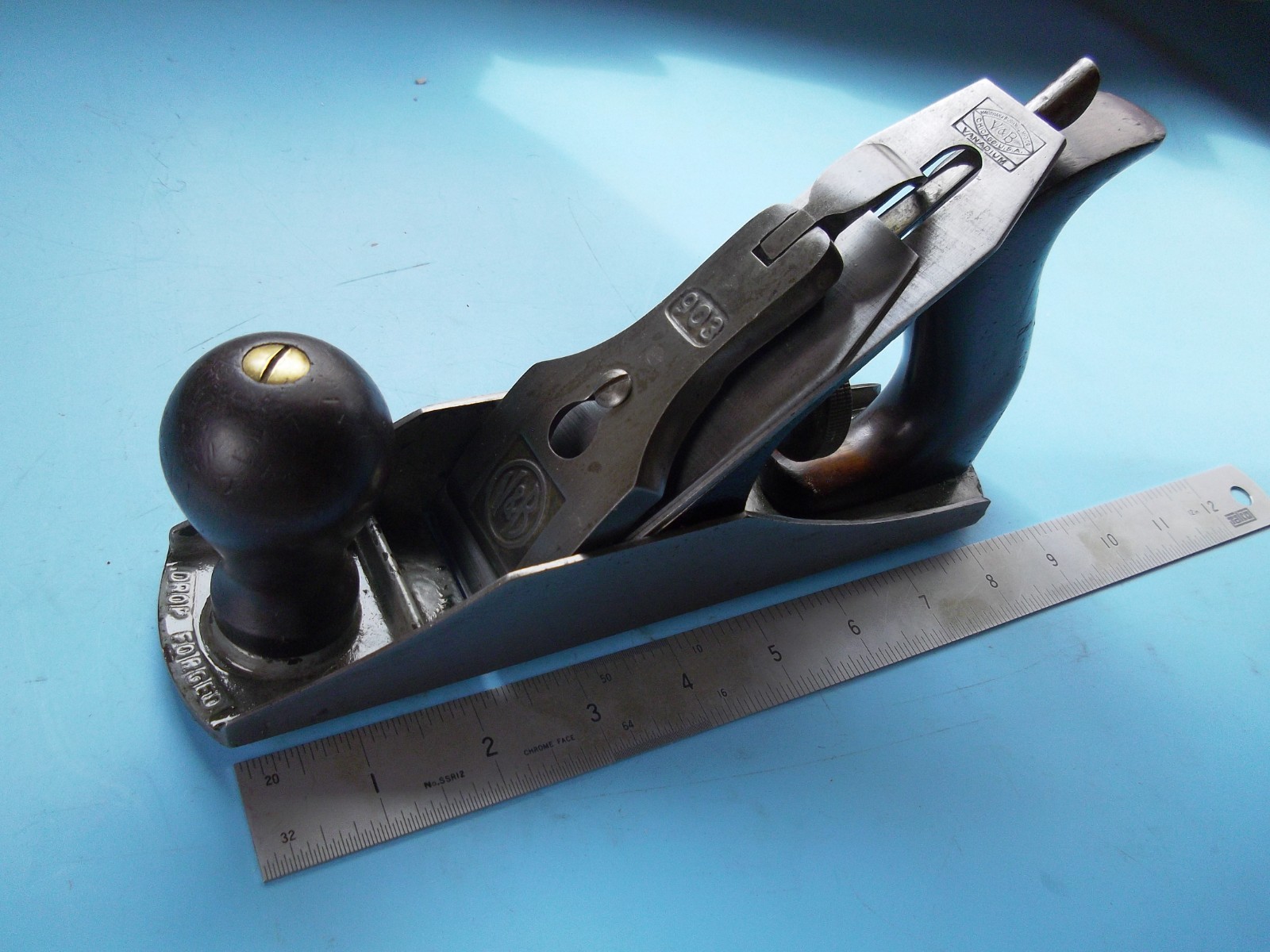 Vaughan & Bushnell (V&B) 903 Smoothing Plane – Bedrock Style Woodworking Tool.