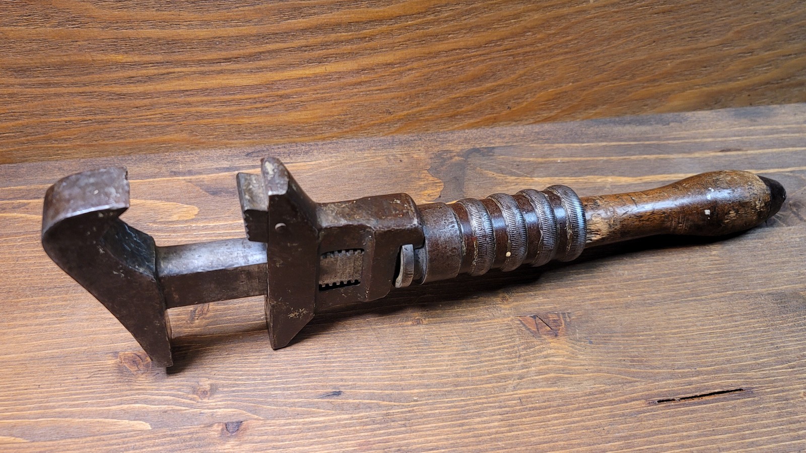 Vintage Bemis & Call Adjustable Gas Pipe Wrench Combo Wrench – Wood Handle