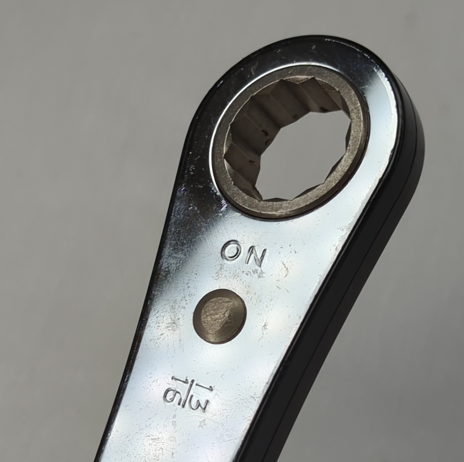Craftsman 13/16″ X 7/8″ SAE Ratcheting Box End Combination Wrench 12 Point USA