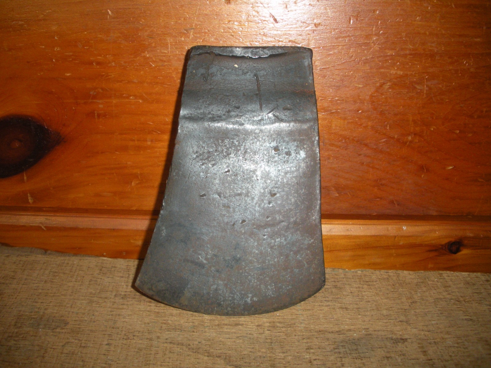 Vintage Hand Forged Unbranded Single Bit Axe Head / 2 Lb. 15 Oz. / CONNIE