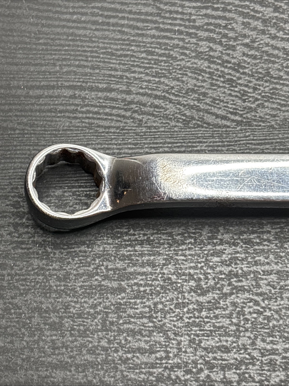 Snap On Tools USA 5/8”x 11/16” 12 Point 10° Offset Double Box End Wrench XB2022