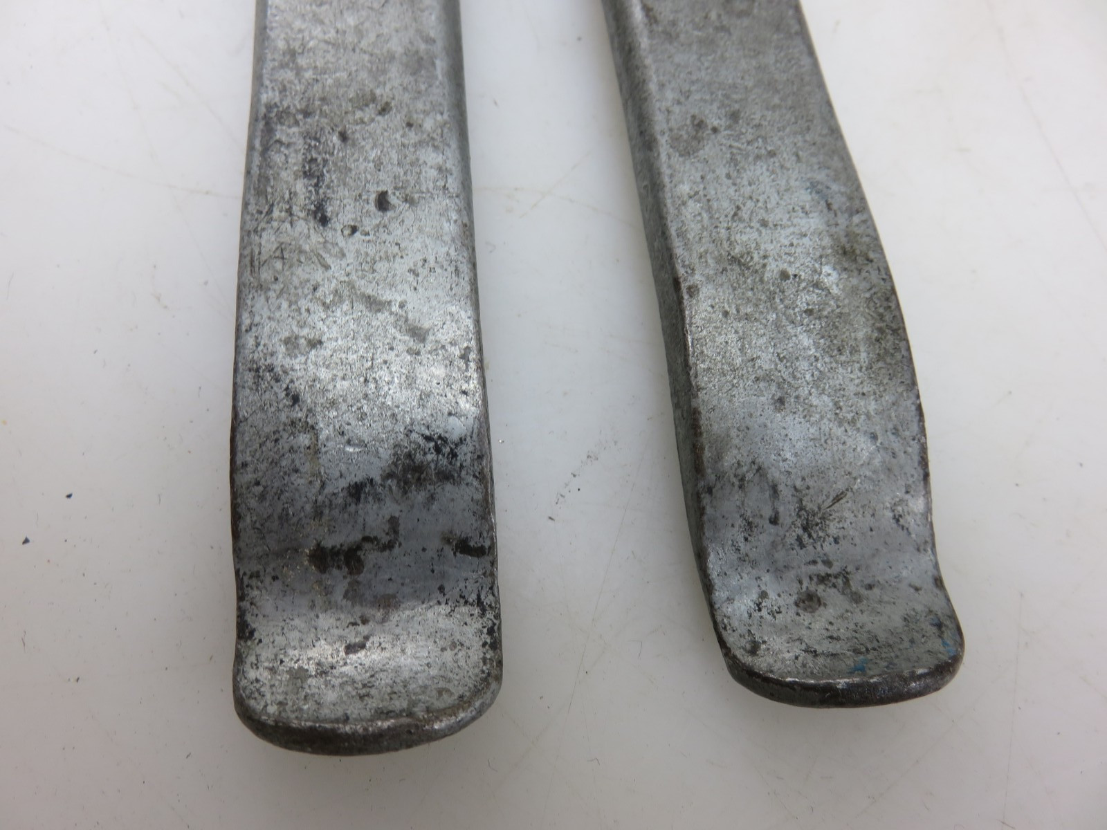 Melco TL37 Tire Lever Spoon Change Tool 2pc Set 17.5″ Long Vintage England