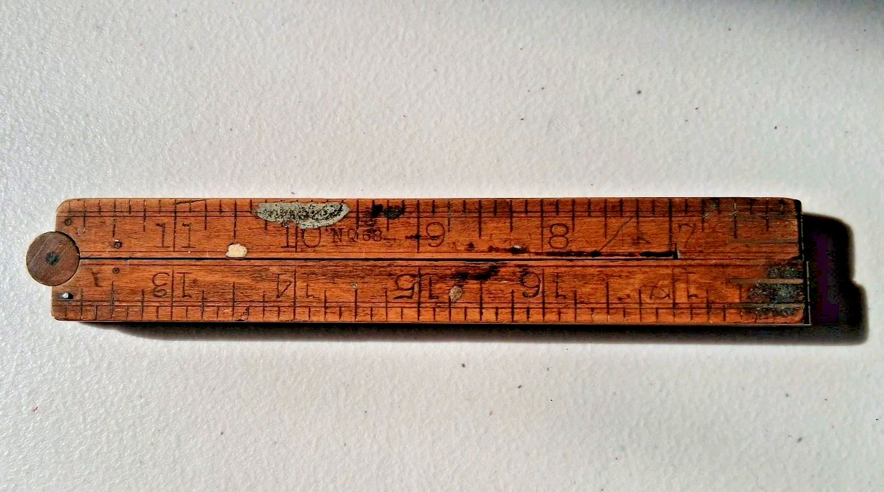Vintage FOLDING RULER 24 inch Wood & Brass Number 68 Stanley