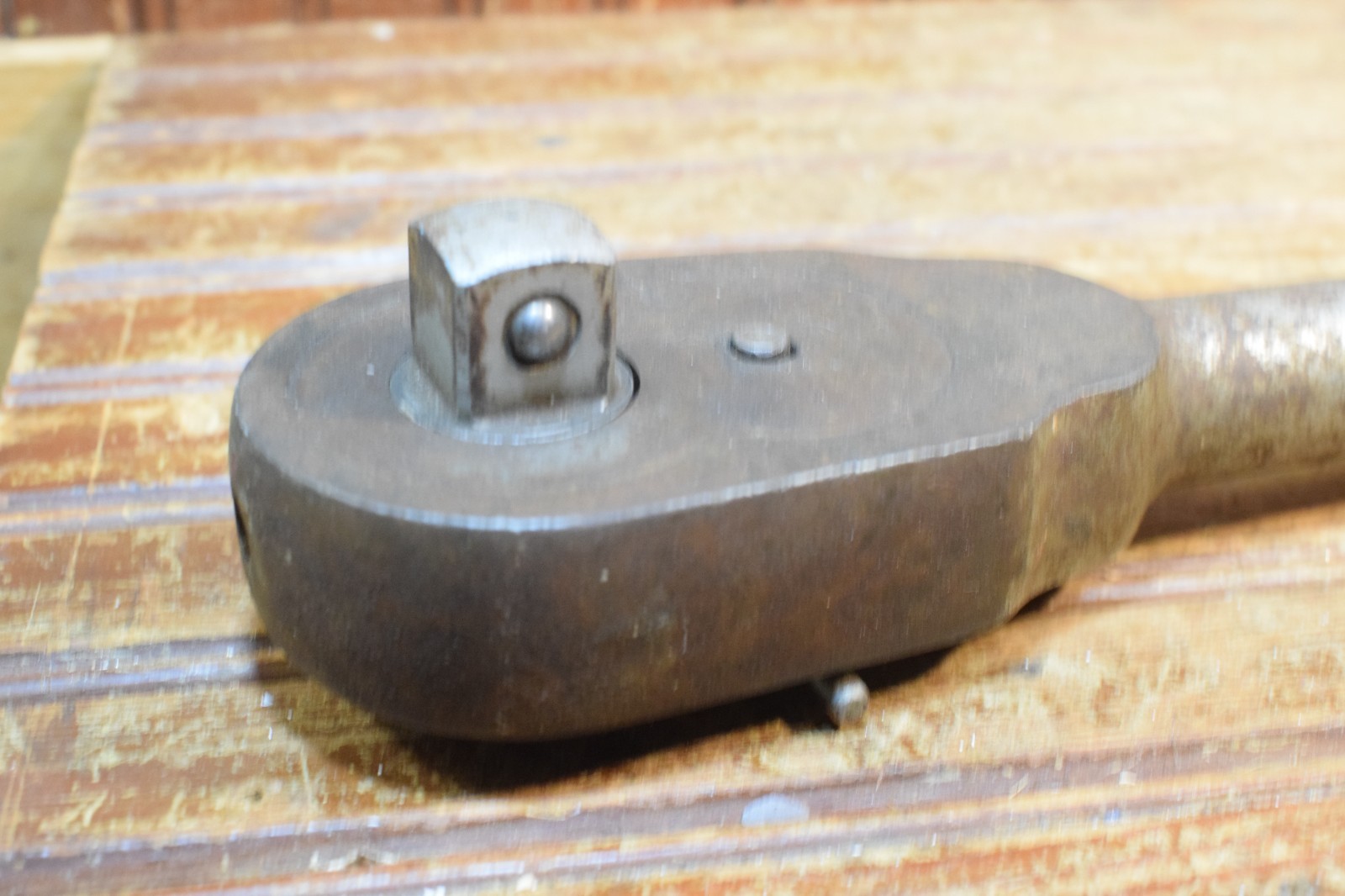 BONNEY 3/4″ DRIVE RATCHETING WRENCH R704 TESTED WORKS 18″ ARM VINTAGE 1929 TOOL