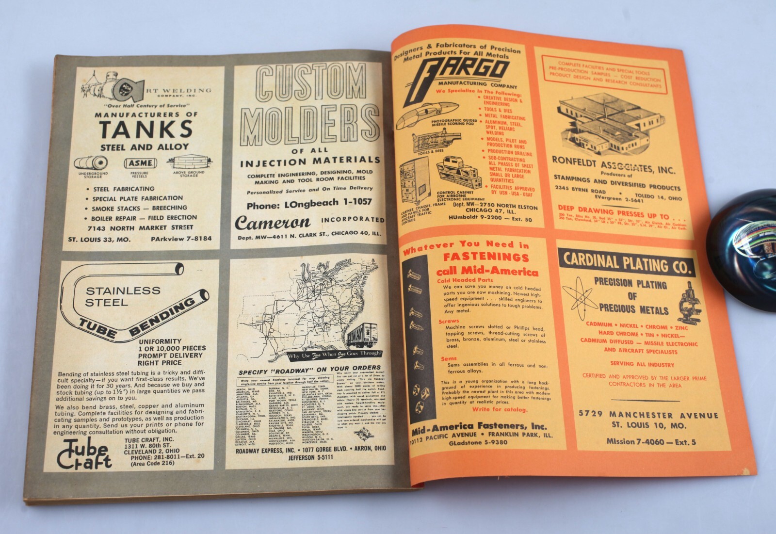 Vintage Midwest Manufacturers Industrial Catalog & Buyers Guide Yellow Book 1962
