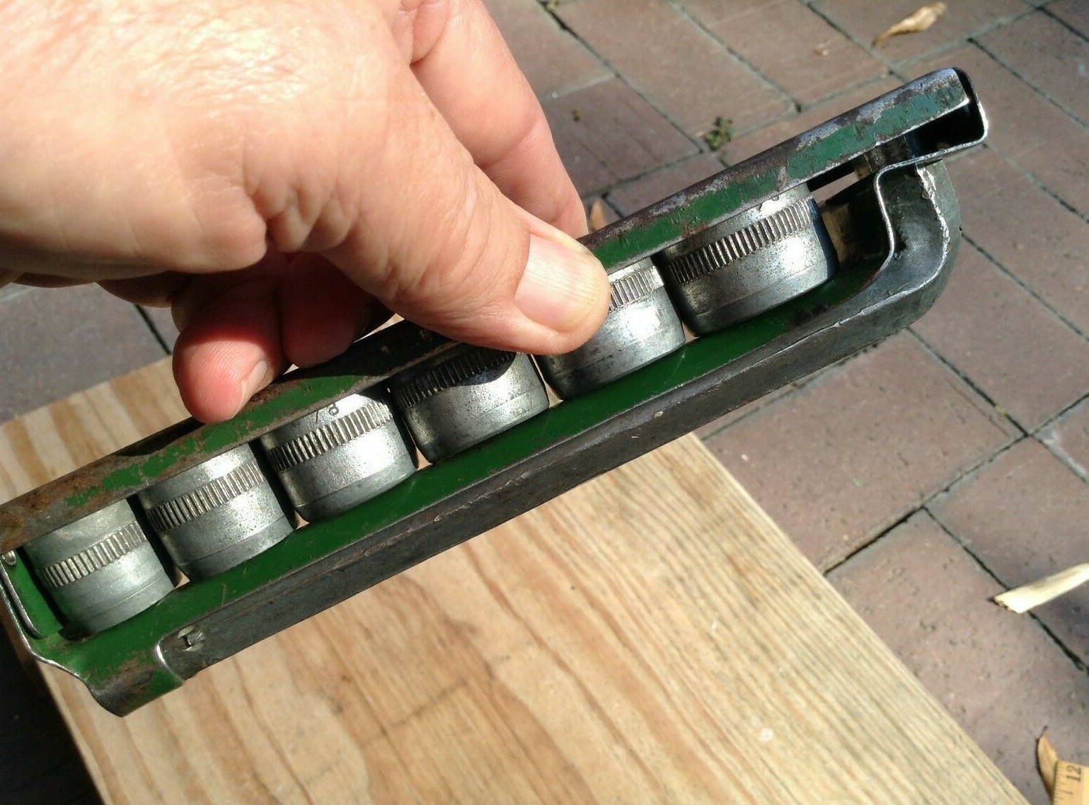 Rare antique Duro Metal Products 1/2″ HEX DRIVE ell bar 12 pt socket wrench set