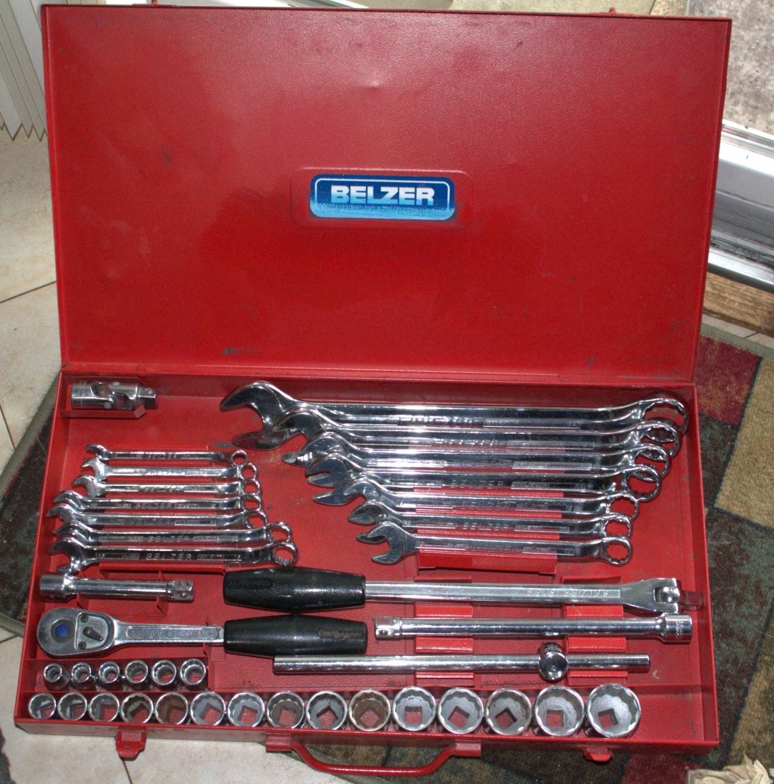 Vintage Sandvik Belzer Germany 41 Pieces Metric Socket Set w/Tool Box