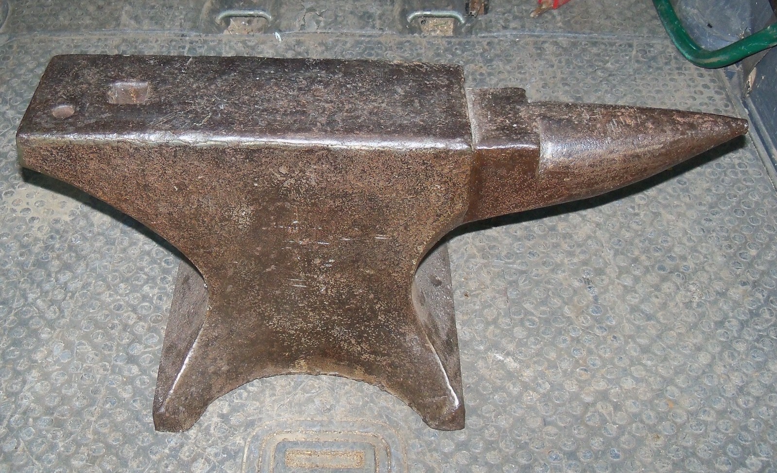 Rare Isaac Hill, Birmingham, England, Blacksmith Horn Anvil 160 LB, Pre 1850