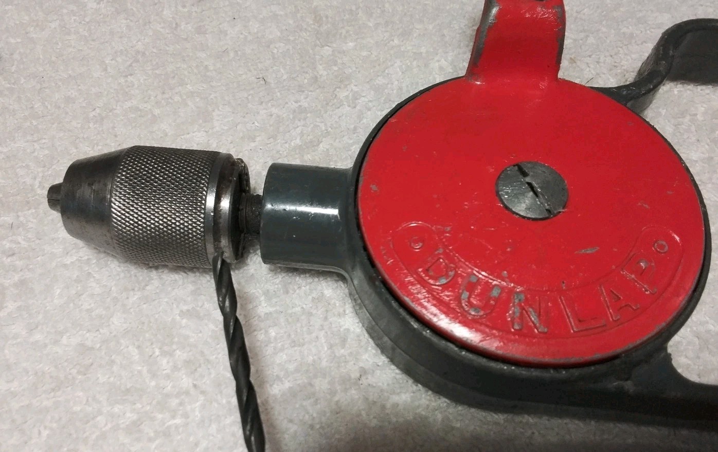 Vintage Dunlap Pistol Grip Hand Crank Drill Tool & ASSORTED DRILL BIT SET