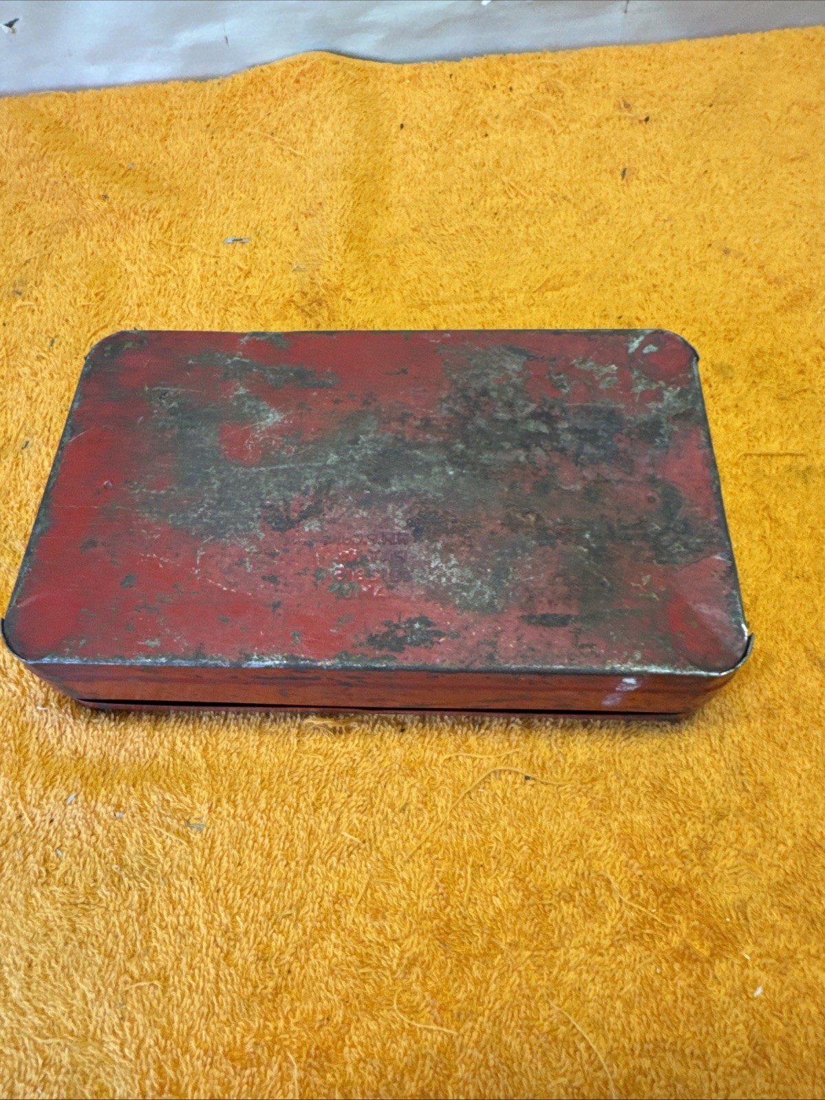1H – Vintage Empty Red Hell Box Tin Tool Kit #6500 Measures 7.5”x4.5”x1”