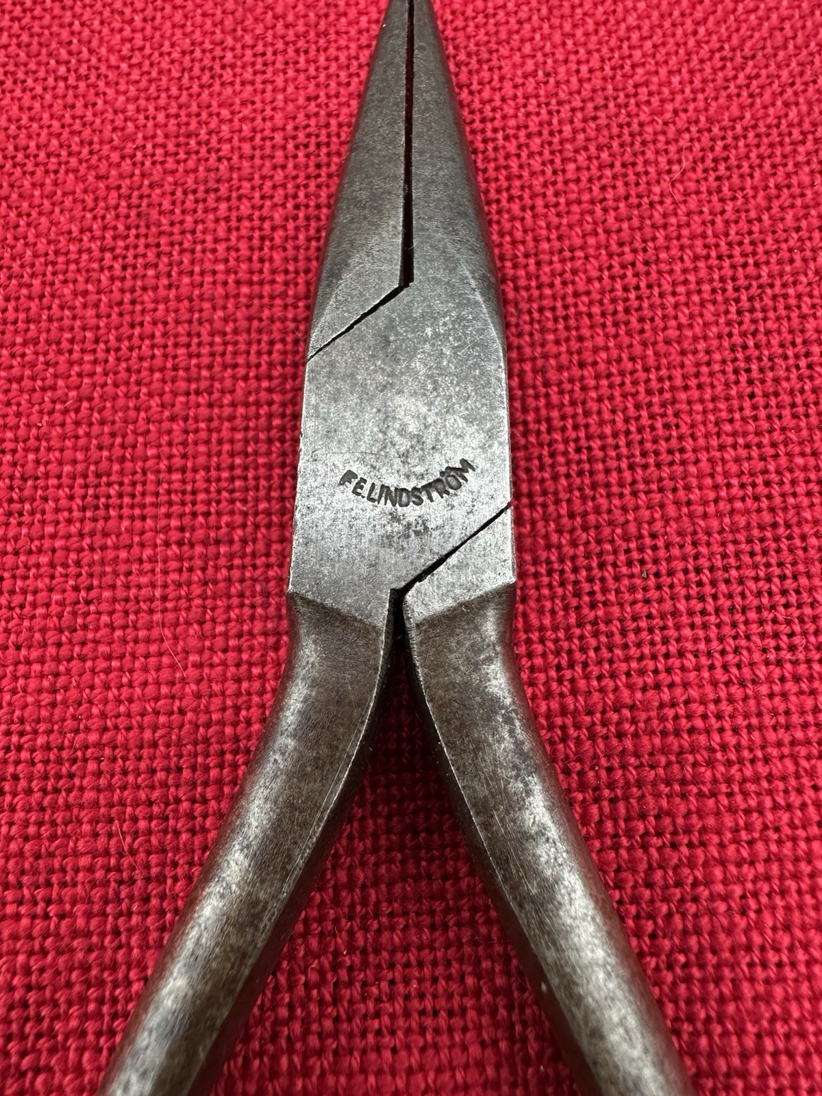 Lindstrom 5.25″ Needlenose Pliers Sweden