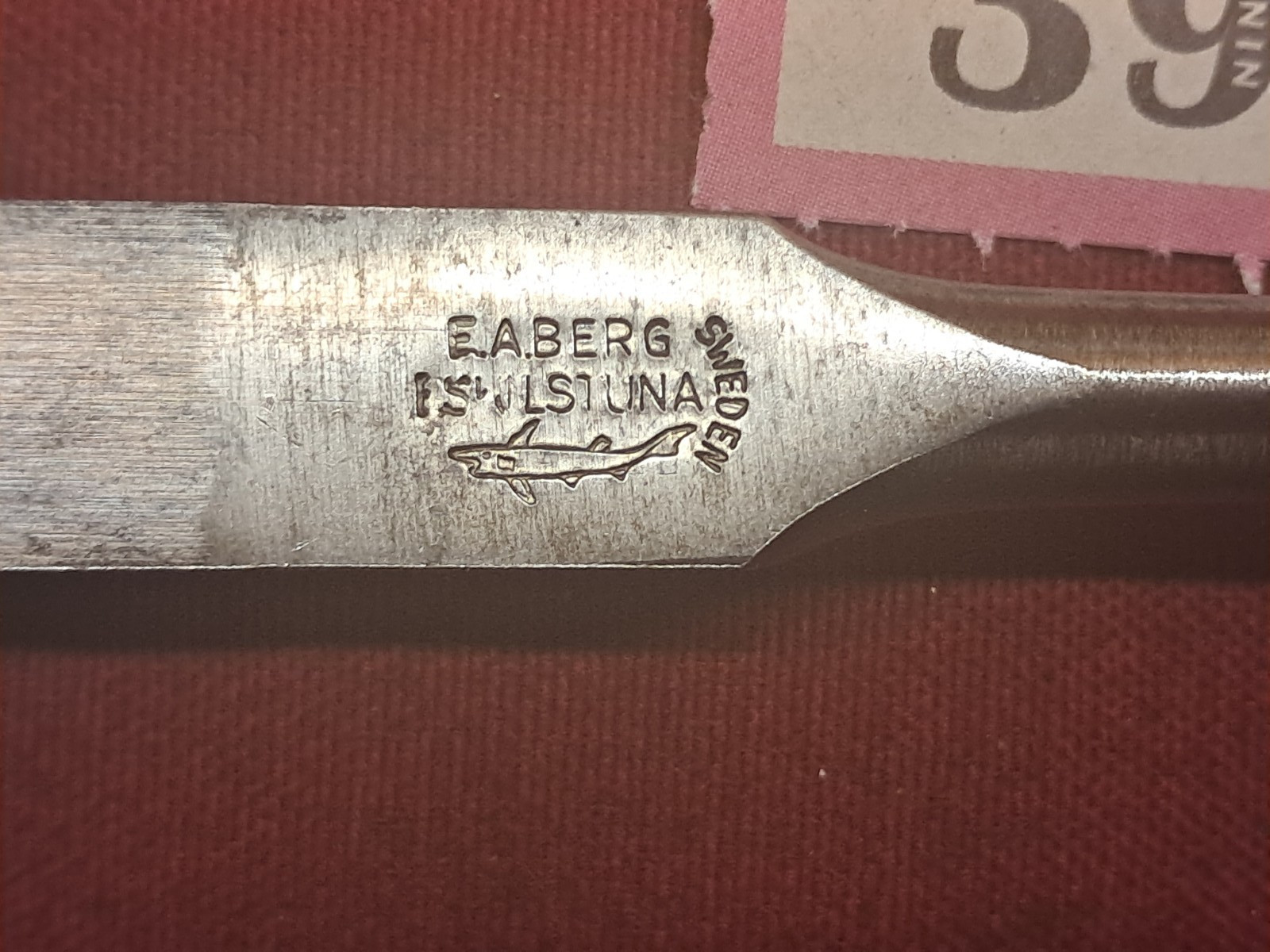 2 Vintage Erik Anton Berg Bevel‑Edge Chisels in Good Used Condition.
