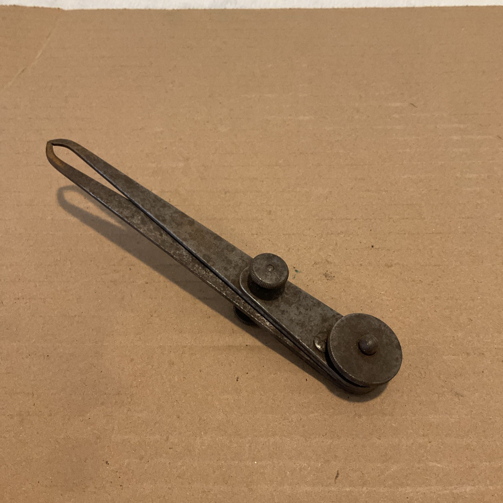 LS STARRETT 6″ LOCK JOINT OUTSIDE CALIPER MACHINIST TOOL MADE IN USA (TL324)