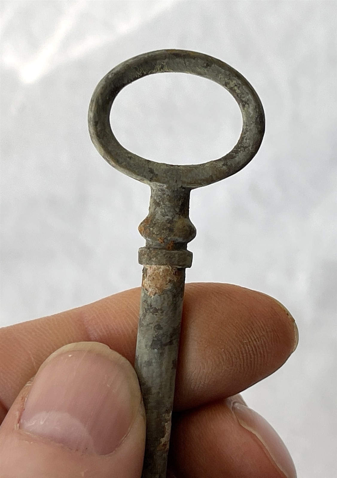 Large ~9cm Antique French Skeleton / Collectable / Escape Room Key #g2-555