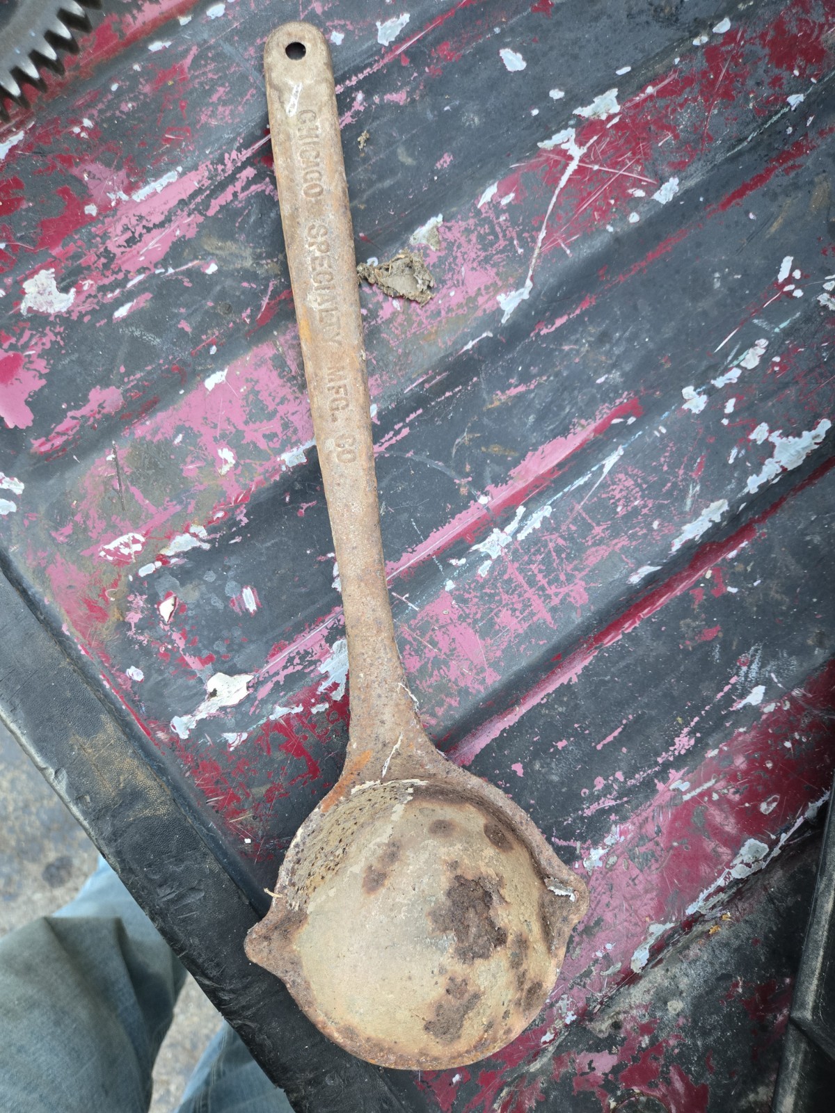 Vintage Chicago Specialty Mfg. Co. #4 No. 3427 Malleable Iron Smelting Ladle
