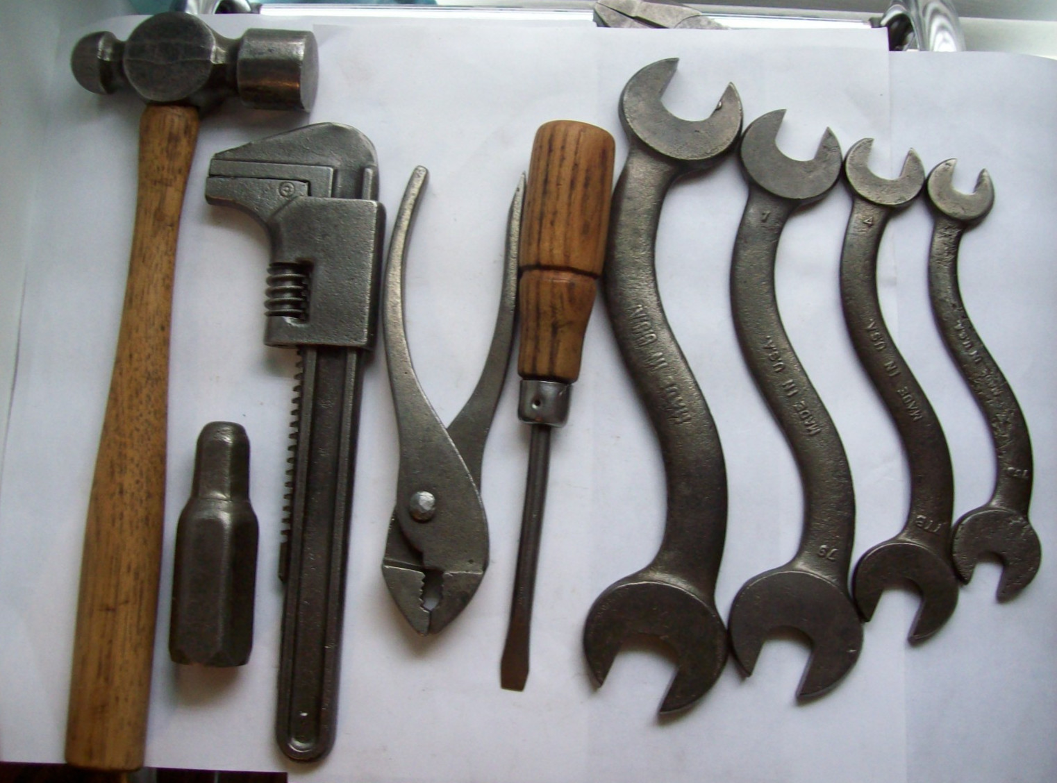 vtg aftermarket auto tool kit, S curved wrenches, Vlchek 1920s – 1930s