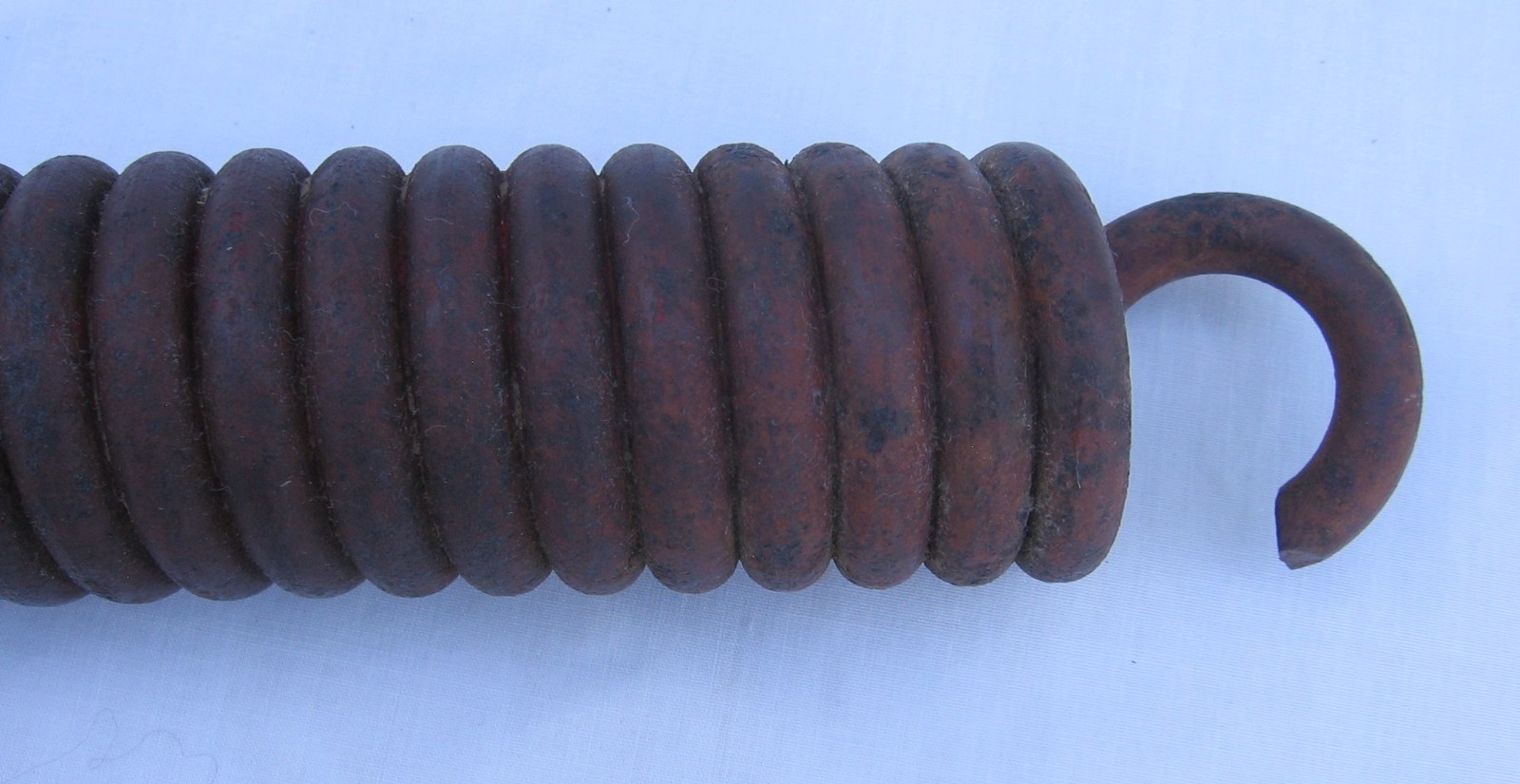“Rare”`VINTAGE HEAVY DUTY STEEL INDUSTRIAL EXTENSION SPRING 21” L ~Weighs 5 Lbs.