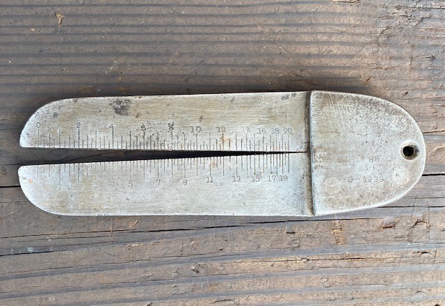 Antique Vintage American Wire & Steel Co. Wire Gauge